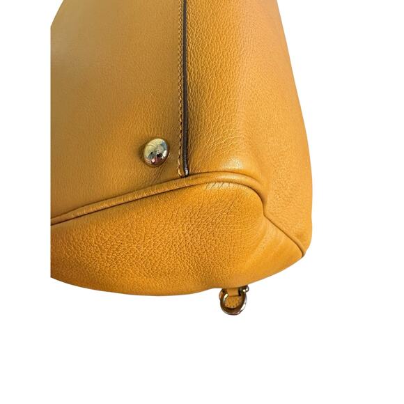 Salvatore Ferragamo Isabel Medium Leather Boston Bag in Tan - Picture 14 of 16